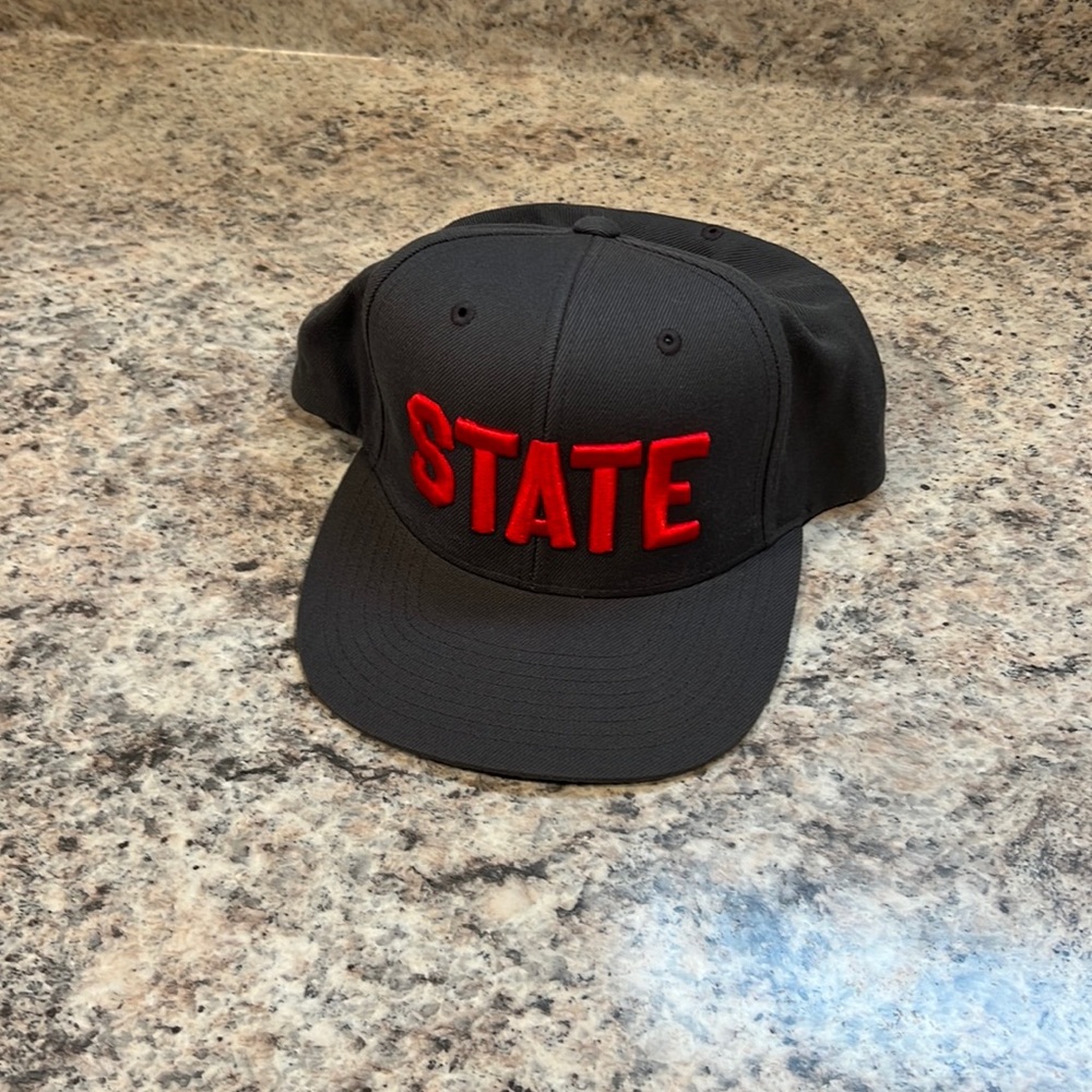 STATE SnapBack flat bill hat never worn